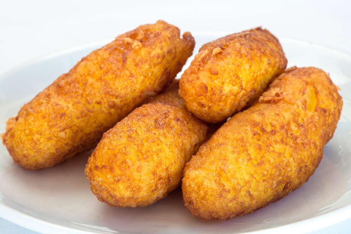 Croquetas de pollo y glucosamina: una receta fácil y nutritiva para perros